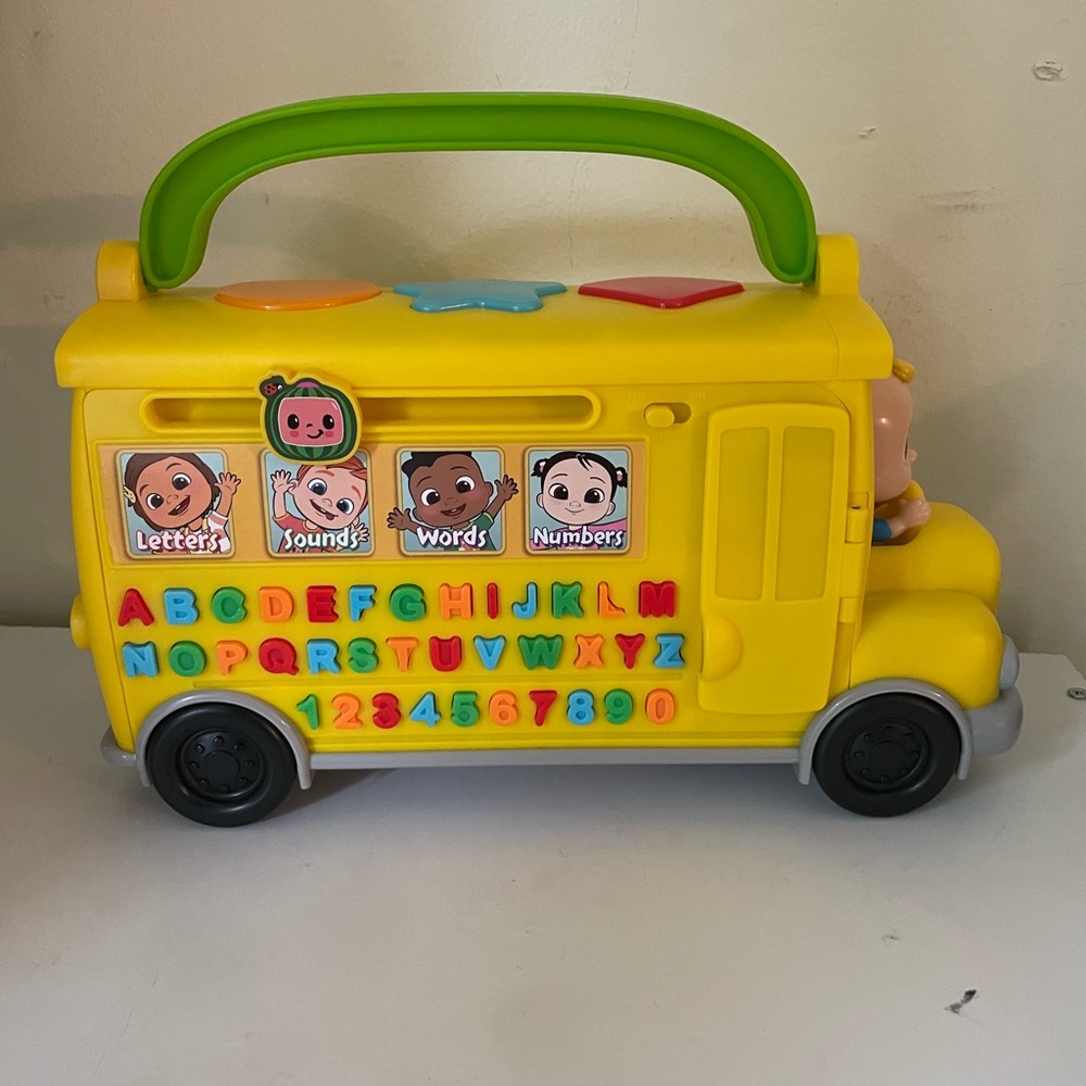 Coco melon bus